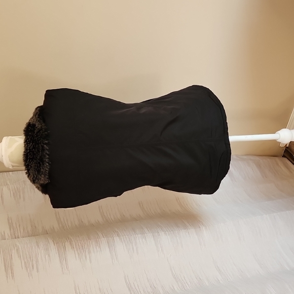 Lady Hathaway Faux Fur Lined Vest - Picture 4 of 6